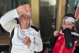 Michael visiting local taekwondo studio_.jpg Michael visiting local taekwondo studio_.jpg