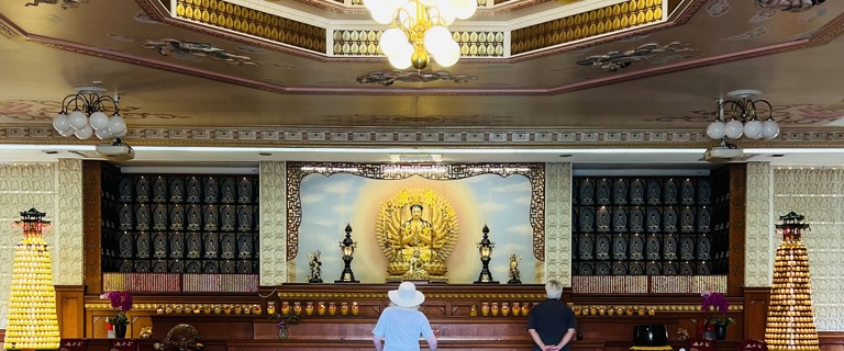Seaton Place residents at the local Buddhist temple.jpg Seaton Place residents at the local Buddhist temple.jpg