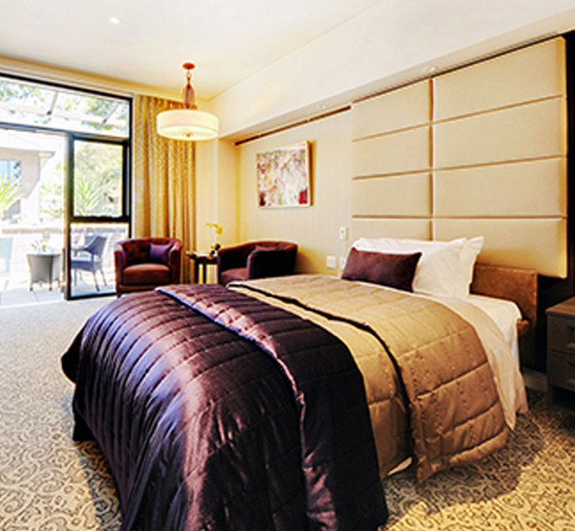 Extra large single courtyard - Greenwood.jpg