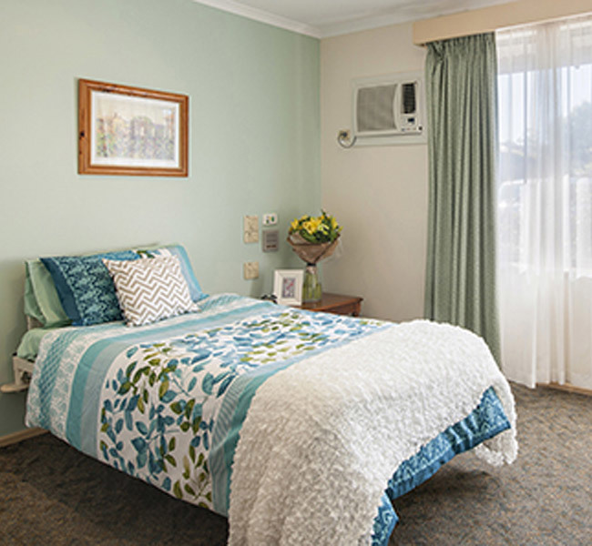 Single room - shared ensuite - Ridgehaven.jpg