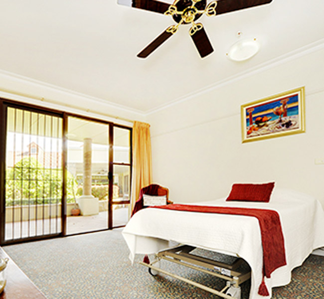 Single private ensuite large- main villa - Villa Serena.jpg